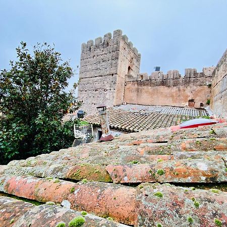 El Escondite De La Muralla Caces Esterno foto