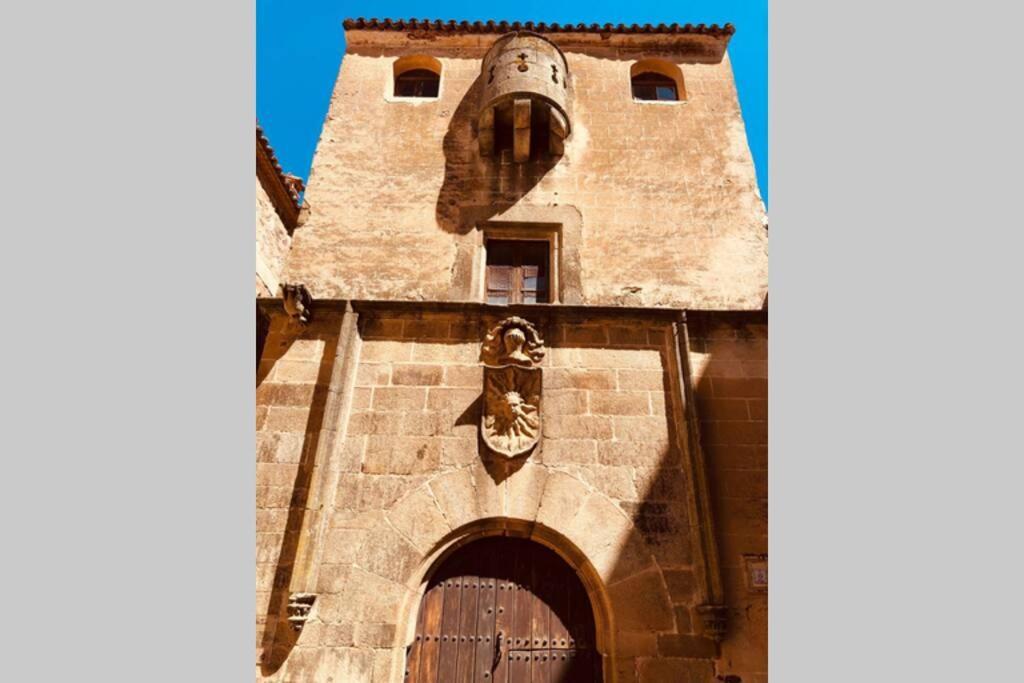 El Escondite De La Muralla Caces Esterno foto
