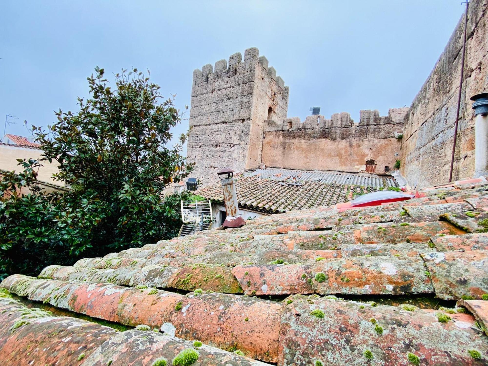 El Escondite De La Muralla Caces Esterno foto